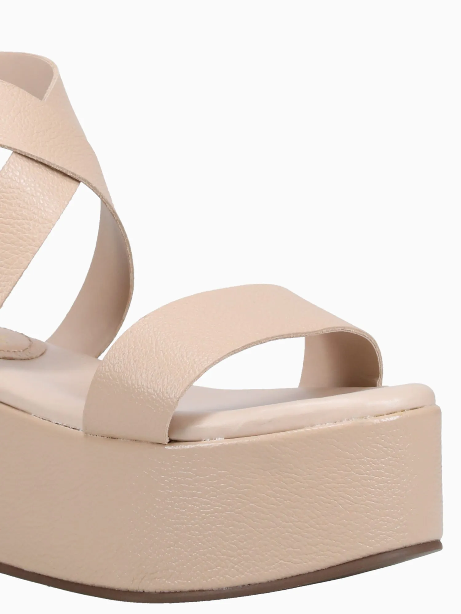 Linda Lu Fresh Sand Floter Leather